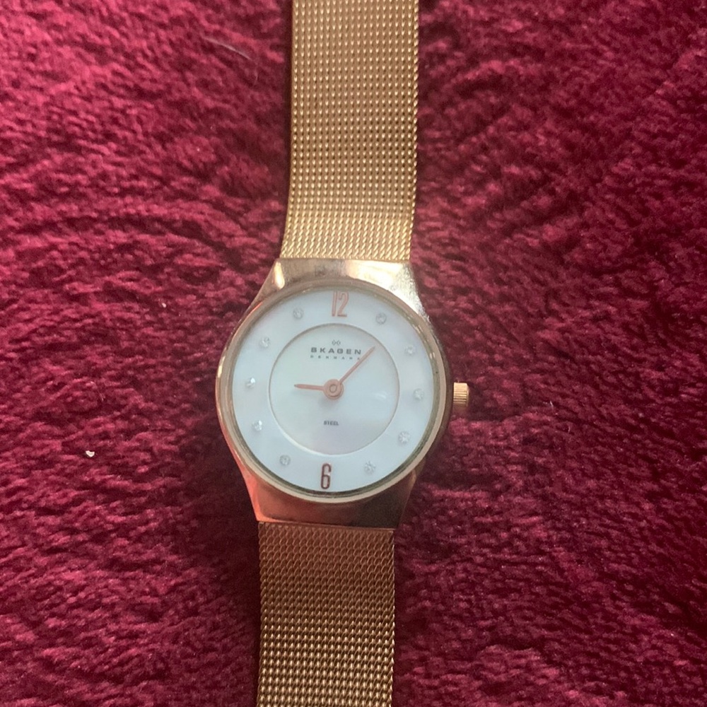 Skagen rose gold metal watch